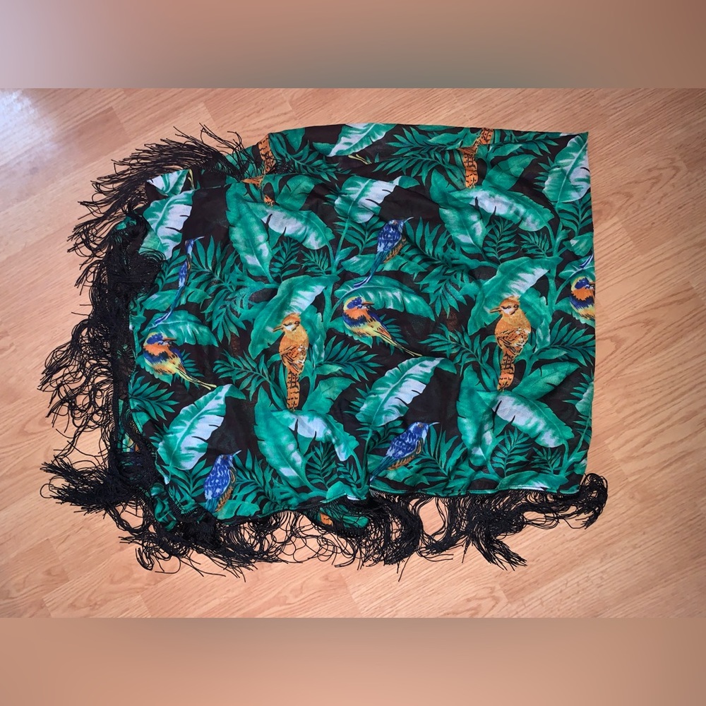 Women’s beach pool sarong